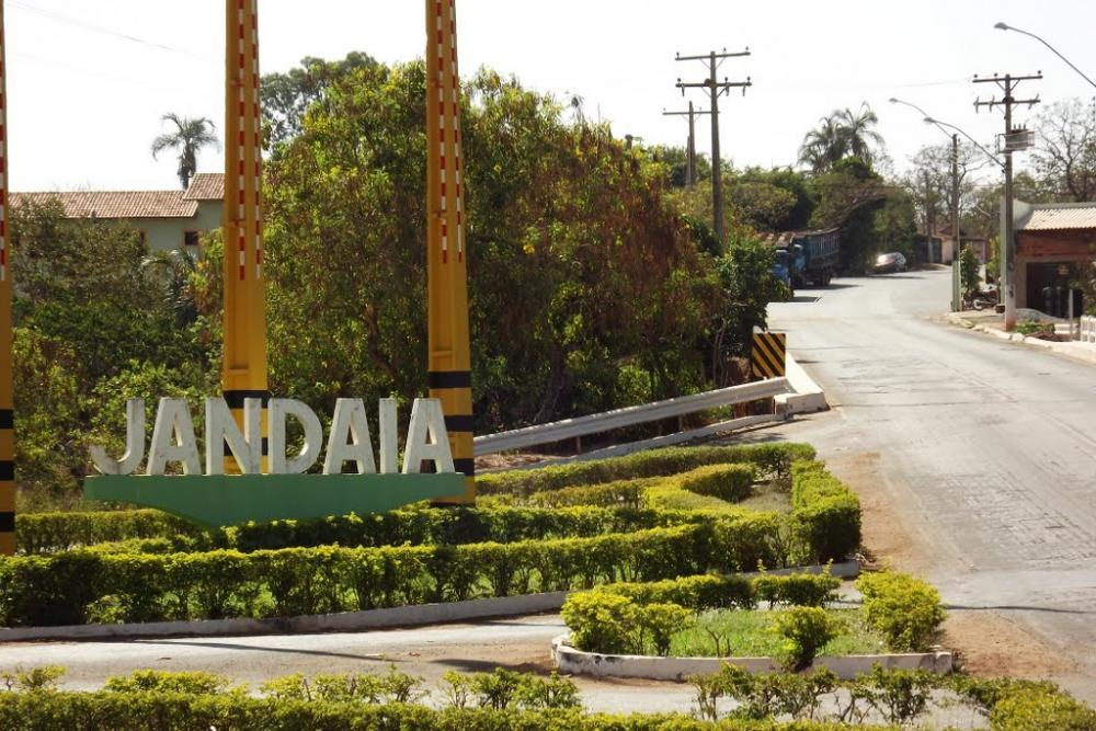 Prefeito de Jandaia veta reajuste de auxílio-alimentação para vereadores e decisão vai à Câmara