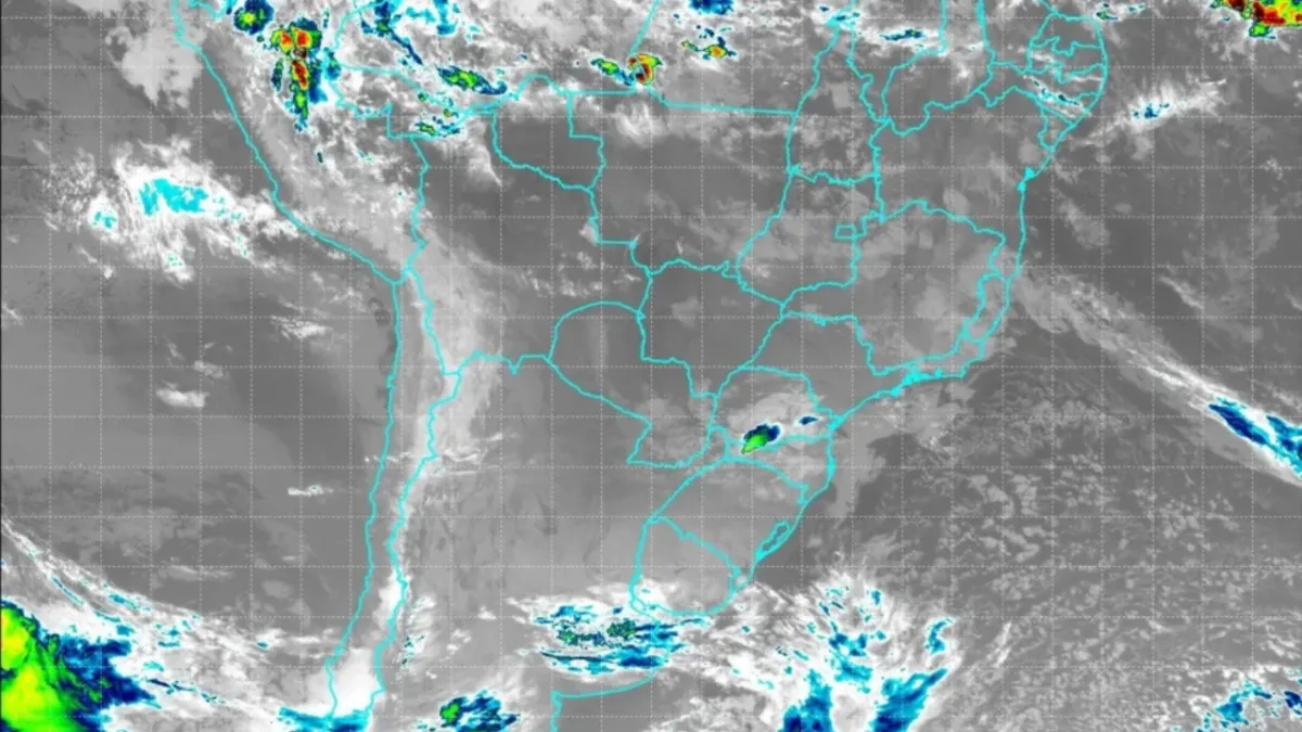 Bloqueio atmosférico mantém tempo seco e estável no início da semana