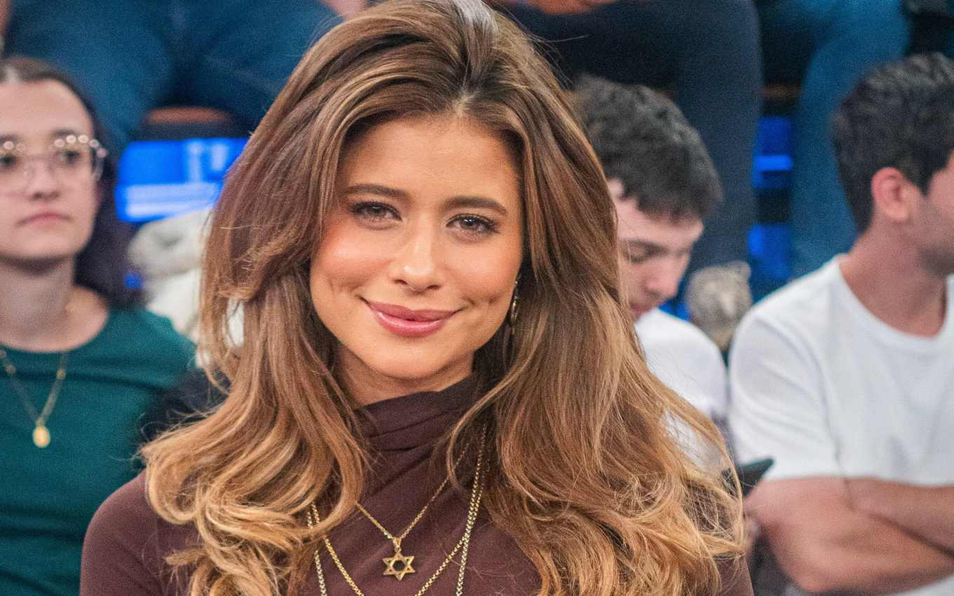 Isadora Cruz