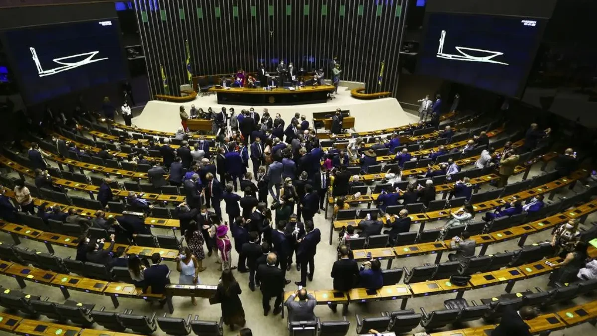 Projeto que Aumenta Limite de Faturamento do MEI para R$ 130 Mil Avança na Câmara